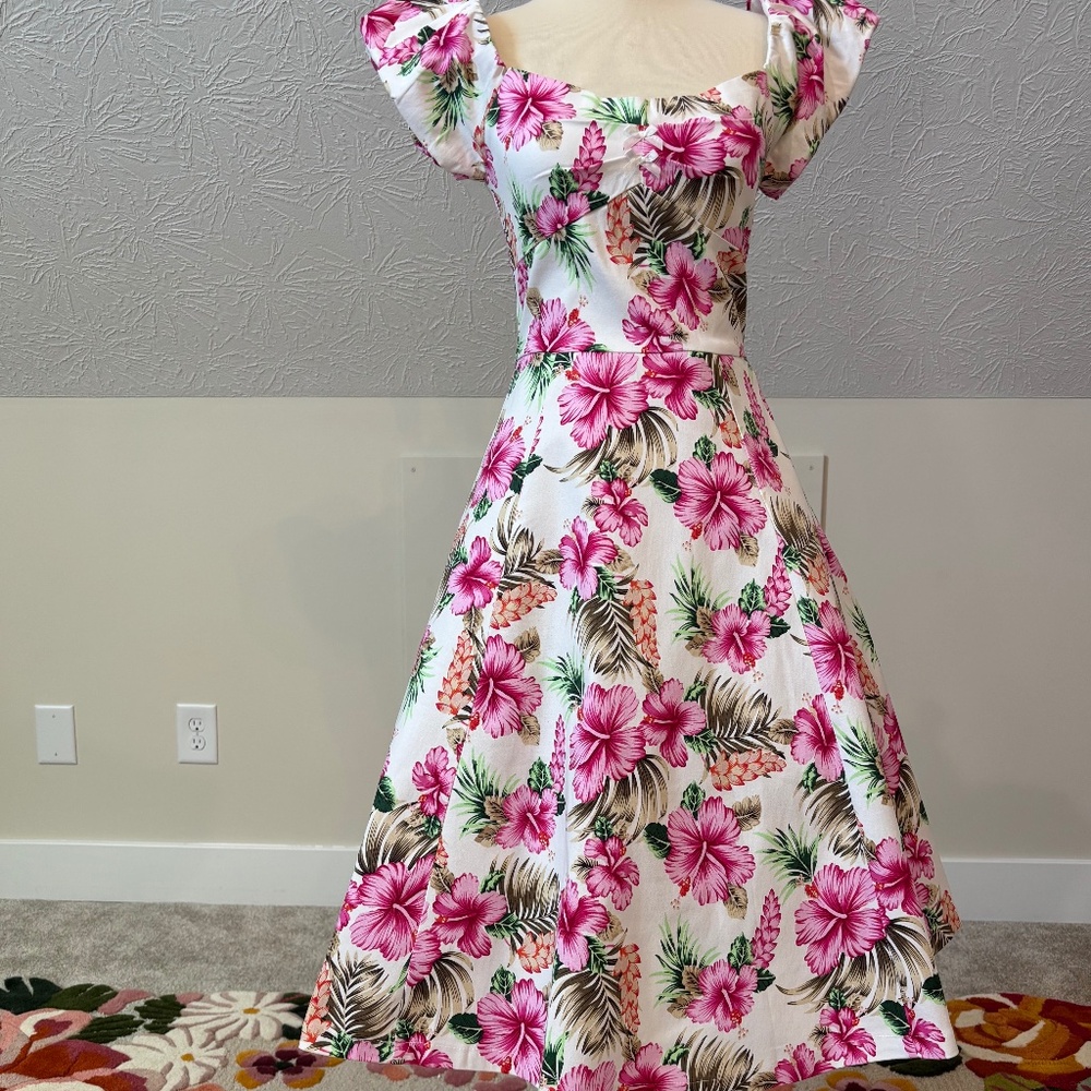 New With Tags! Lindy Bop Cynthia Dress XS